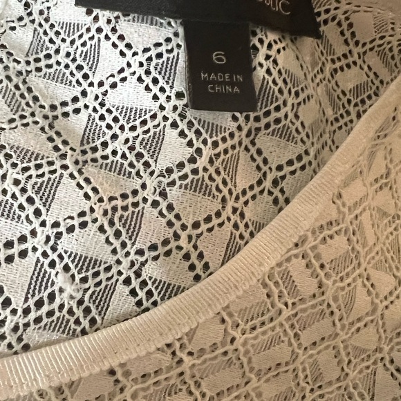 Banana Republic White Sheath Dress with Flutter Sleeves - Picture 4 of 5